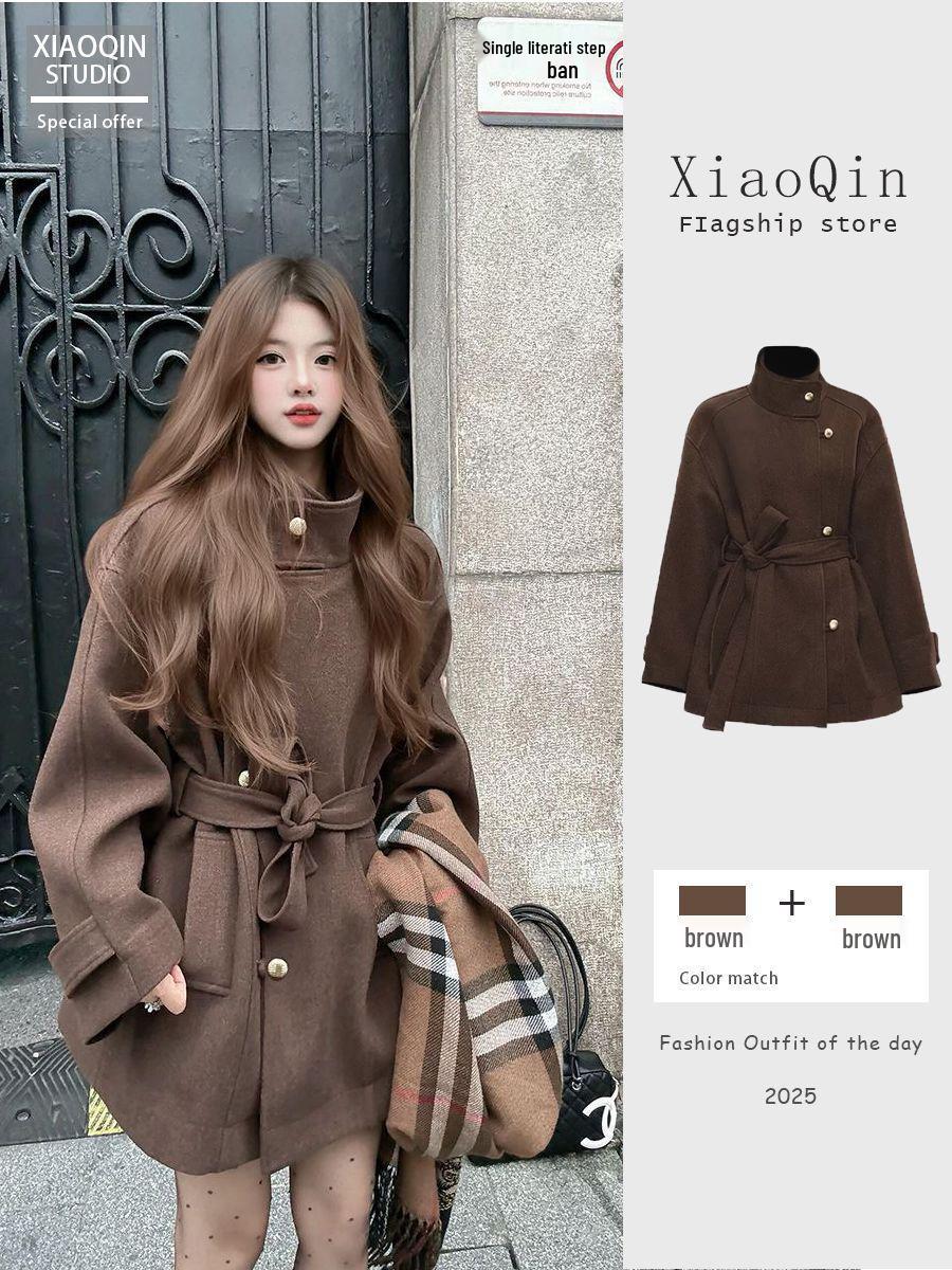 Korean Style Stand Collar Slimming Coffee Woolen Coat for Women - Autumn/Winter 2025 Medium
Korean Style Stand Collar Slimming Coffee Woolen Coat for Women - Autumn/Winter 2025 Medium