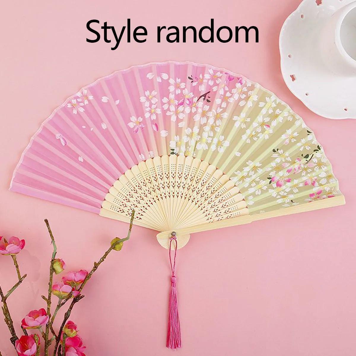 1 шт.-Женский складной веер Китайский винтажный бамбуковый ручной веер Свадебные танцевальные украшения Домашний орнамент Хэллоуинские принадлежности Подарки для вечеринок
1 шт.-Женский складной веер Китайский винтажный бамбуковый ручной веер Свадебные танцевальные украшения Домашний орнамент Хэллоуинские принадлежности Подарки для вечеринок