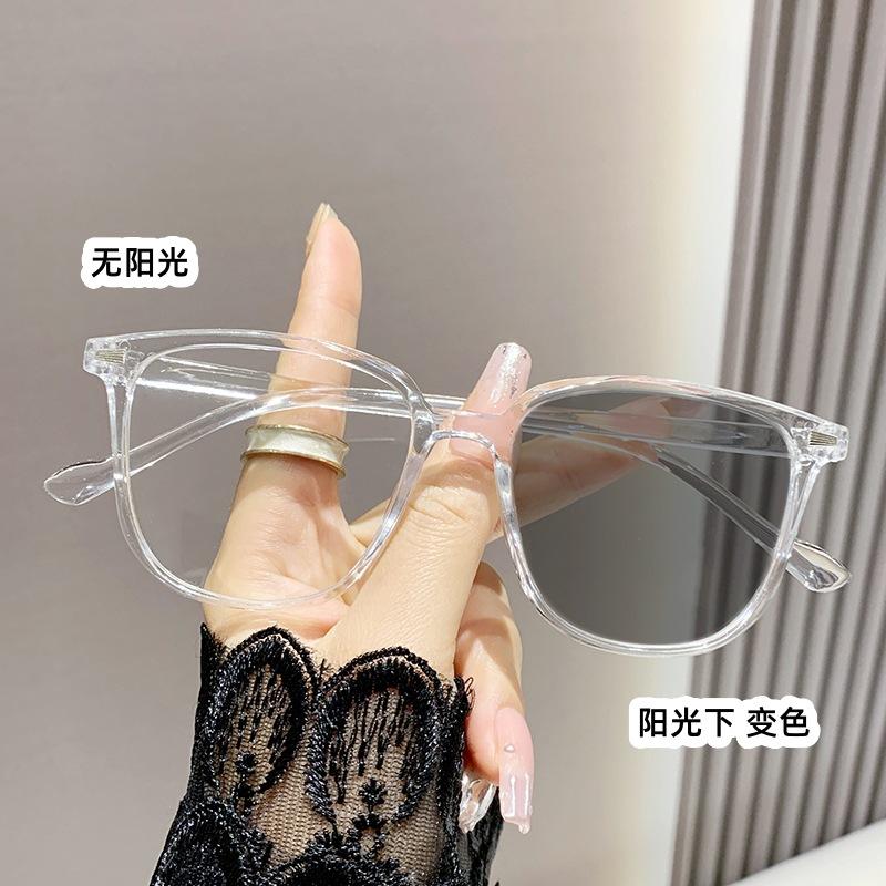 Fashion Outdoor Myopia Sunglasses Women Square Frame Eyeglasses Minus Diopter Eyeglasses UV400 Sun Shades Goggles -1.0 To -5.0 0
Fashion Outdoor Myopia Sunglasses Women Square Frame Eyeglasses Minus Diopter Eyeglasses UV400 Sun Shades Goggles -1.0 To -5.0 0