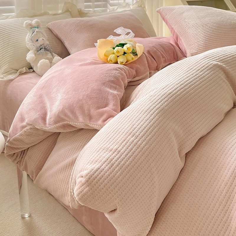 Потовщений вафельно-молочний оксамитовий комплект з чотирьох предметів, зимовий двосторонній кораловий оксамитовий простирадло та підодіяльник фланель плюс оксамитова постільна білизна 1.2m bed sheet 3pcs
Потовщений вафельно-молочний оксамитовий комплект з чотирьох предметів, зимовий двосторонній кораловий оксамитовий простирадло та підодіяльник фланель плюс оксамитова постільна білизна 1.2m bed sheet 3pcs