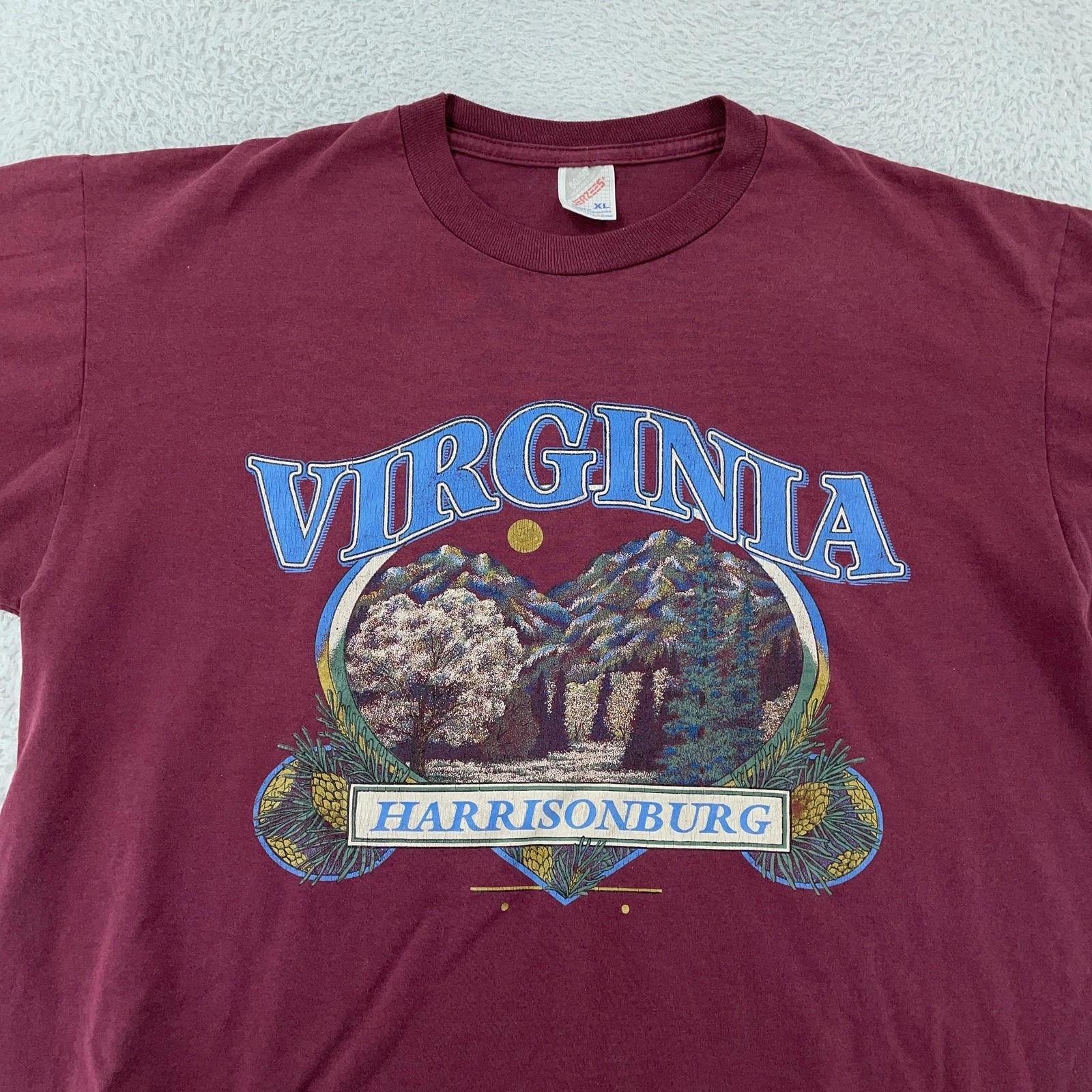 Винтажная футболка Virginia Harrisonburg Размер L/XL Бордовая с графикой Сувенир 90-х S
Винтажная футболка Virginia Harrisonburg Размер L/XL Бордовая с графикой Сувенир 90-х S
