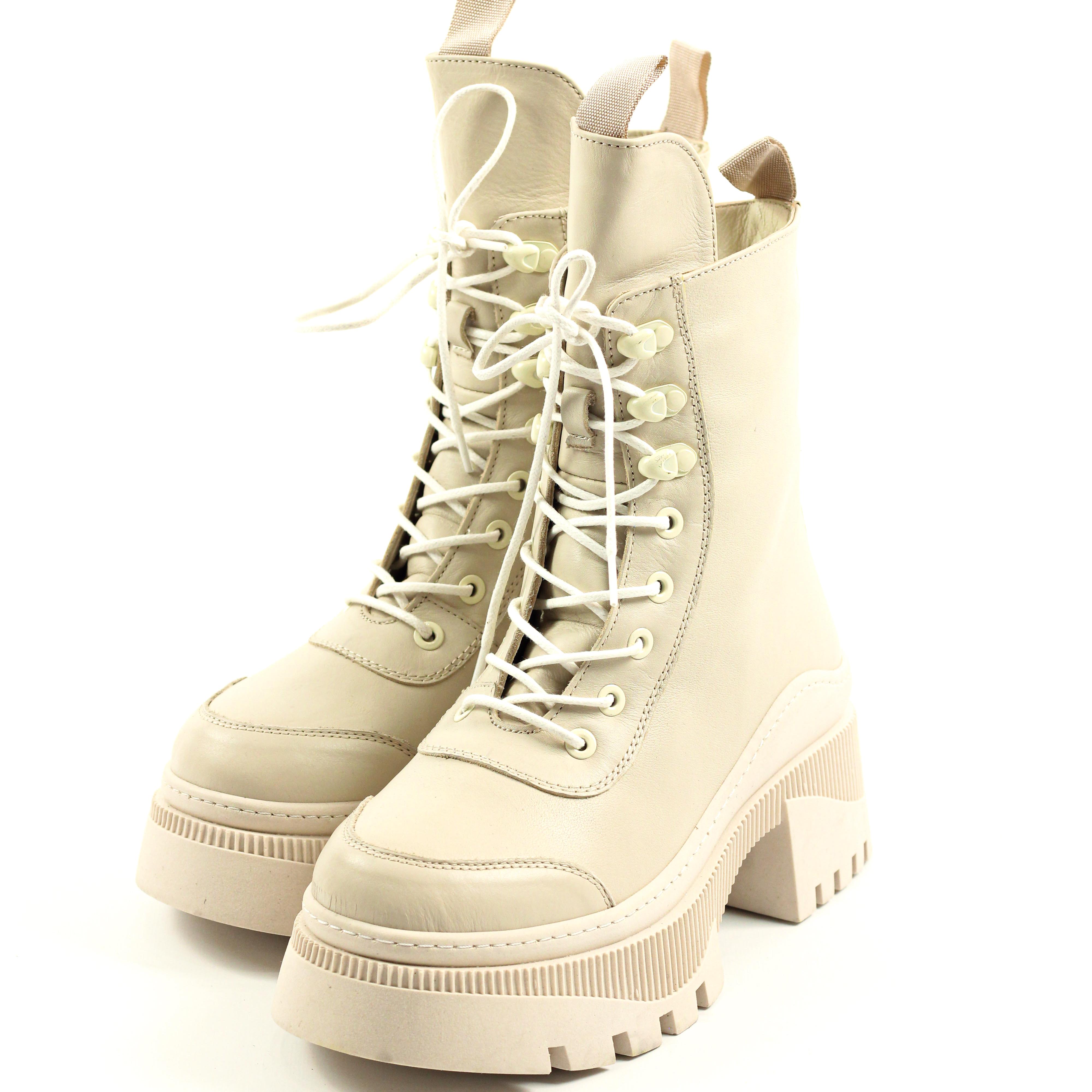 Черевики високі Phany 124350 36 Молочна шкіра 37 молоко, білий колір
Черевики високі Phany 124350 36 Молочна шкіра 37 молоко, білий колір