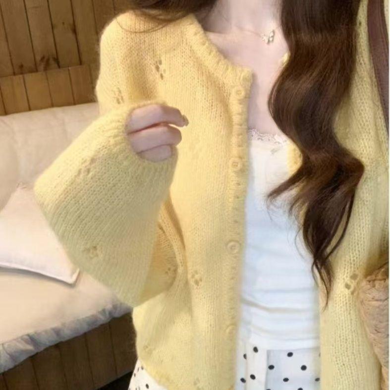 Autumn and Winter Yellow Hollow Knit Cardigan for Women Waist Defining Slim Fit Fashion Top One Size жовтий
Autumn and Winter Yellow Hollow Knit Cardigan for Women Waist Defining Slim Fit Fashion Top One Size жовтий