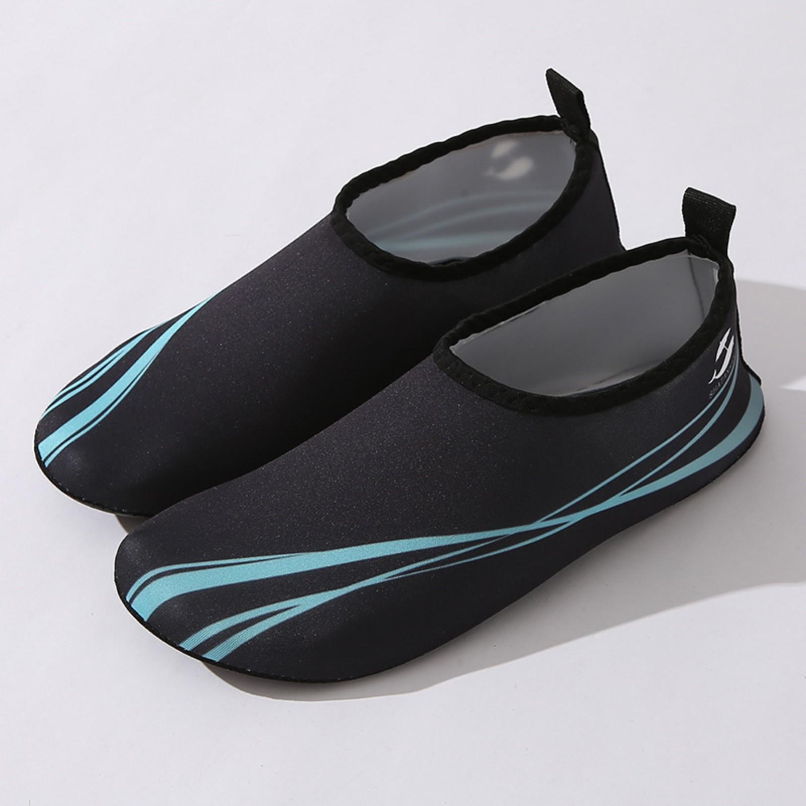 Indoor Fitness Shoes for Women Soft Sole Breathable Non-Slip Quiet Workout Training Dance Yoga Exercise Socks Shoes 39 чёрный
Indoor Fitness Shoes for Women Soft Sole Breathable Non-Slip Quiet Workout Training Dance Yoga Exercise Socks Shoes 39 чёрный