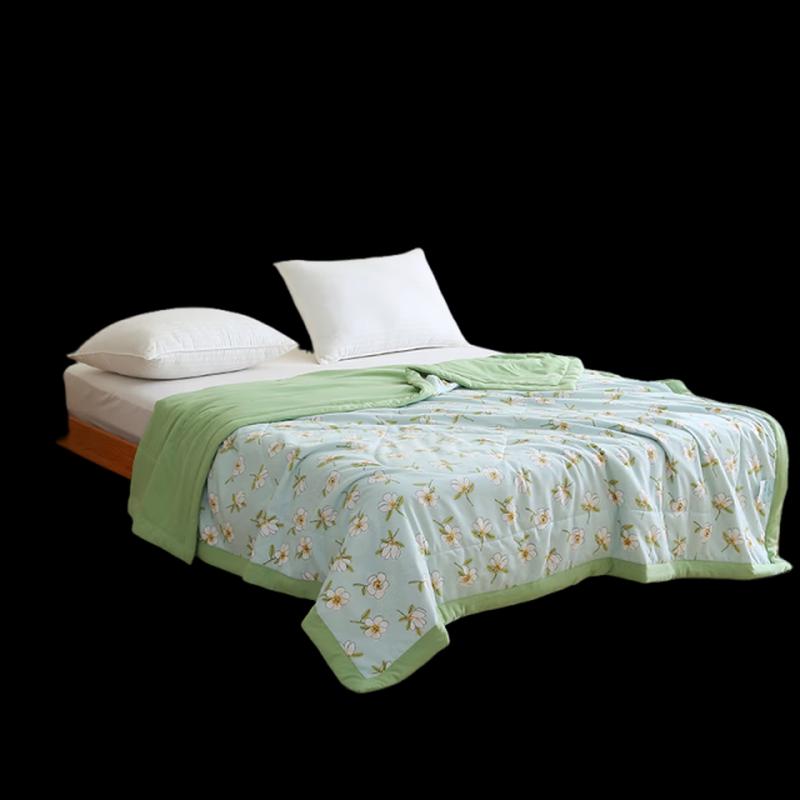 St. Michel Washable Summer Comforter
St. Michel Washable Summer Comforter