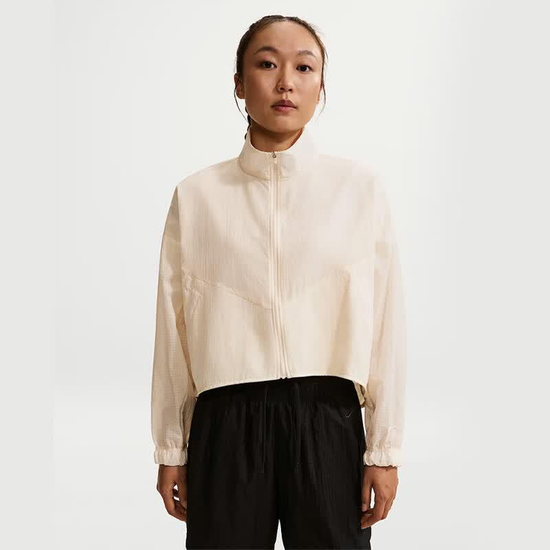 Nike Women s Lightweight Breathable Stand-Collar Woven Windbreaker Jacket S
Nike Women s Lightweight Breathable Stand-Collar Woven Windbreaker Jacket S