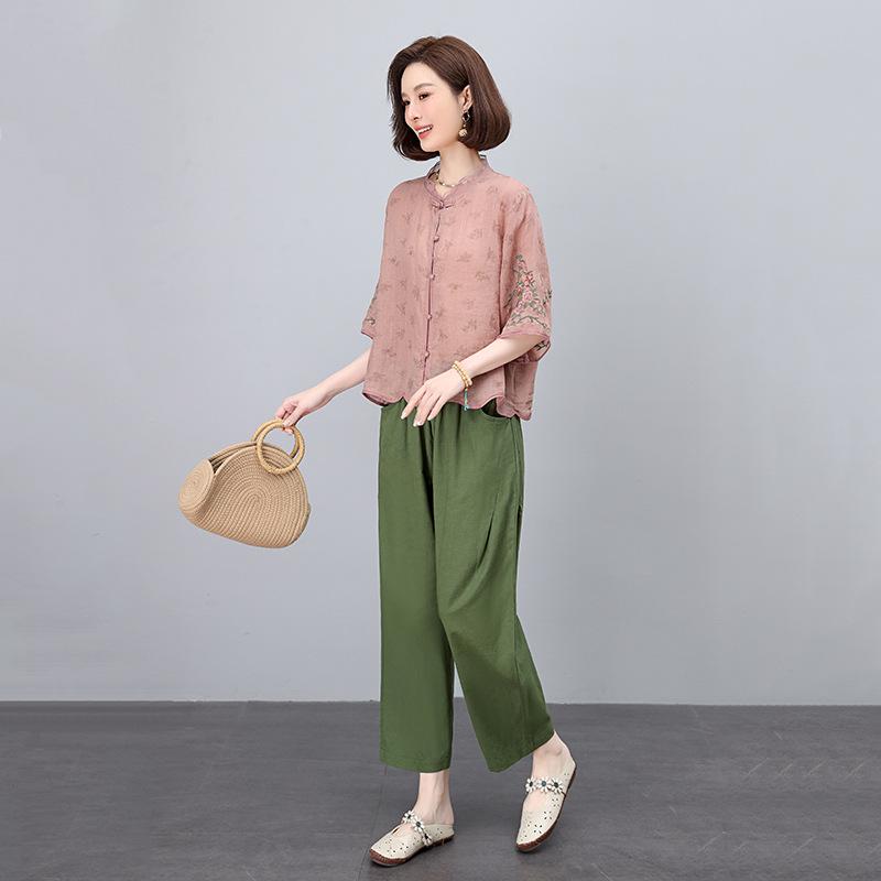 Шикарный женский комплект-двойка Лето 2025: Рубашка и шорты с принтом - Элегантный дизайн с коротким рукавом 2XL
Шикарный женский комплект-двойка Лето 2025: Рубашка и шорты с принтом - Элегантный дизайн с коротким рукавом 2XL