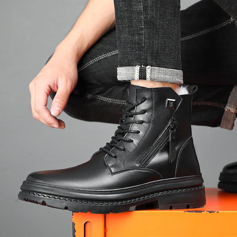 2025 new Martin boots men s high-top leather trendy casual tooling boots winter British wool warm leather boots 38
2025 new Martin boots men s high-top leather trendy casual tooling boots winter British wool warm leather boots 38