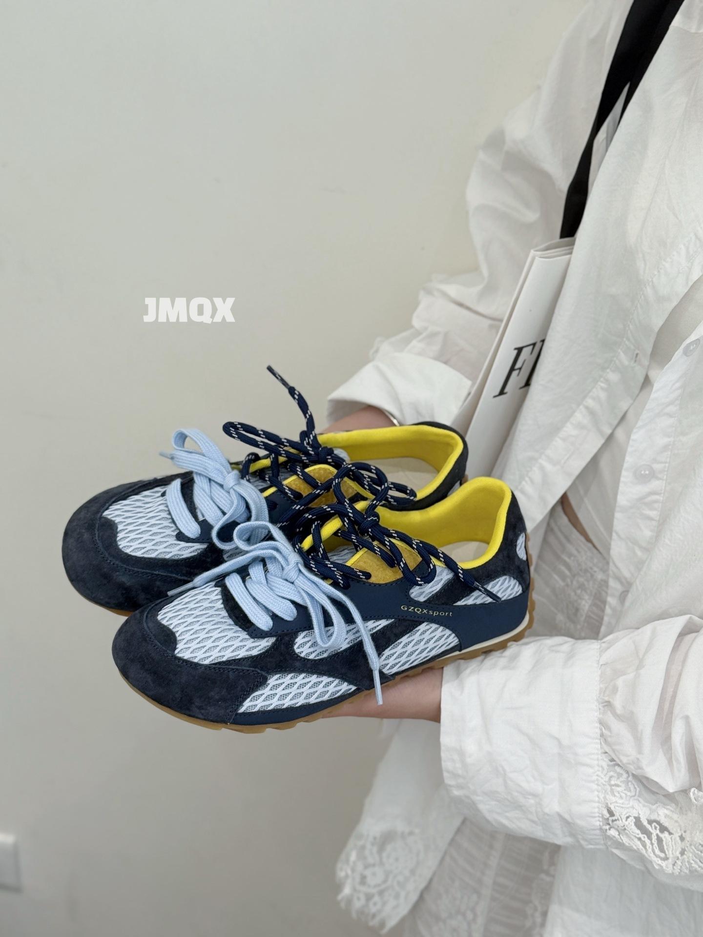 Summer new mesh fashion breathable sports women s light casual dad shoes outdoor 35 синий
Summer new mesh fashion breathable sports women s light casual dad shoes outdoor 35 синий