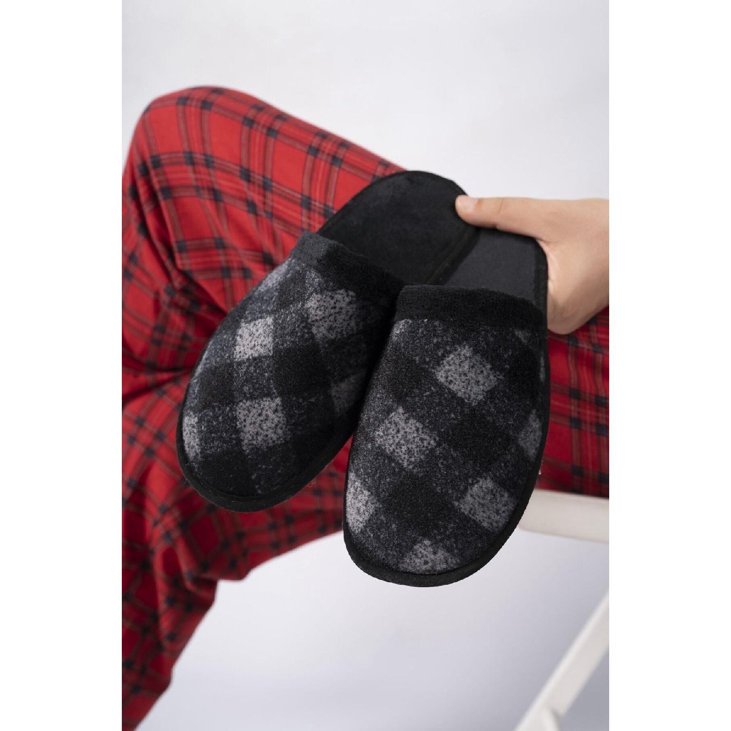 Men s Black Daily Slippers Plush Washable House Slippers Guest Dowry Groom Slippers 41
Men s Black Daily Slippers Plush Washable House Slippers Guest Dowry Groom Slippers 41