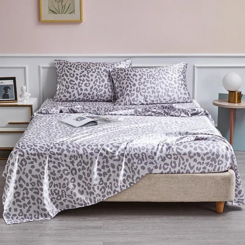 New Satin Fabric Leopard Print Bed Sheet Set Queen High-end Fitted Sheet Flat Sheet Pillowcase Bed Set King Size Bedsheet Sets US Twin size 3 pcs
New Satin Fabric Leopard Print Bed Sheet Set Queen High-end Fitted Sheet Flat Sheet Pillowcase Bed Set King Size Bedsheet Sets US Twin size 3 pcs