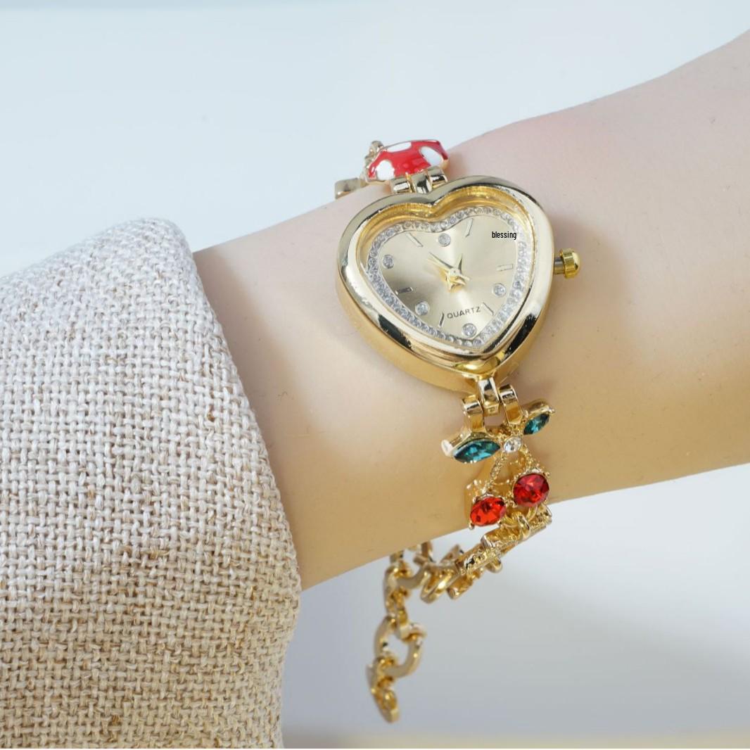 Ladies Gold Heart-Shaped Dial Watch with Forest Flowers & Cherry Decorations золотой
Ladies Gold Heart-Shaped Dial Watch with Forest Flowers & Cherry Decorations золотой