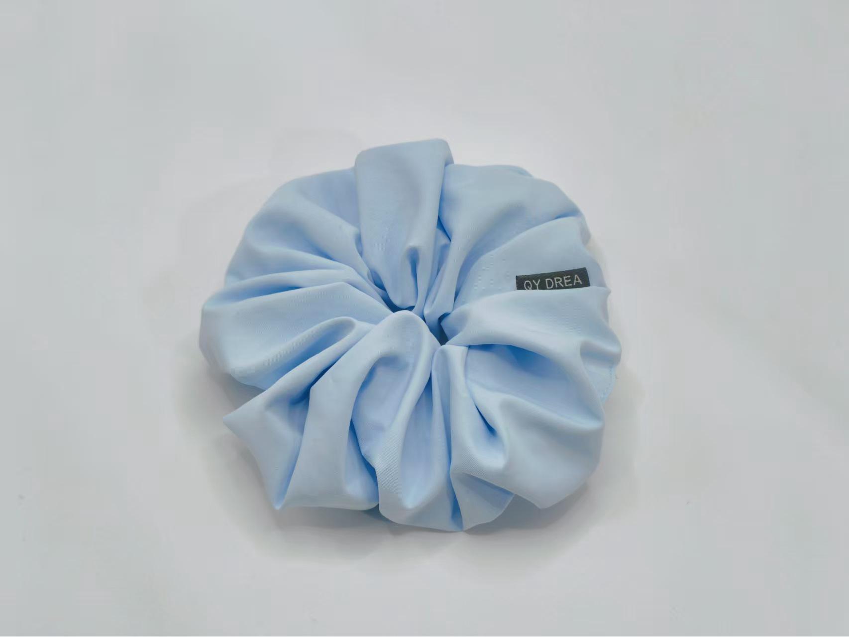 French Matte Satin Scrunchie: Versatile High Elasticity Hair Tie for Autumn/Winter
French Matte Satin Scrunchie: Versatile High Elasticity Hair Tie for Autumn/Winter