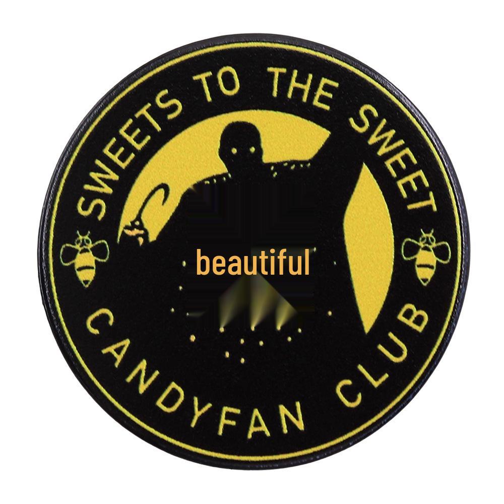 Candy Man Fan Club Halloween Lapel Pin - Horror Movie Badge Accessory
Candy Man Fan Club Halloween Lapel Pin - Horror Movie Badge Accessory