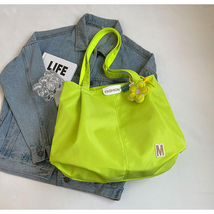 Women s Bag Casual Large Capacity Fashi Korean Versi Shoulder Kawaii Bag Simple Canvas Tote Nice Bag Solid Color Girls Gift зелений
Women s Bag Casual Large Capacity Fashi Korean Versi Shoulder Kawaii Bag Simple Canvas Tote Nice Bag Solid Color Girls Gift зелений