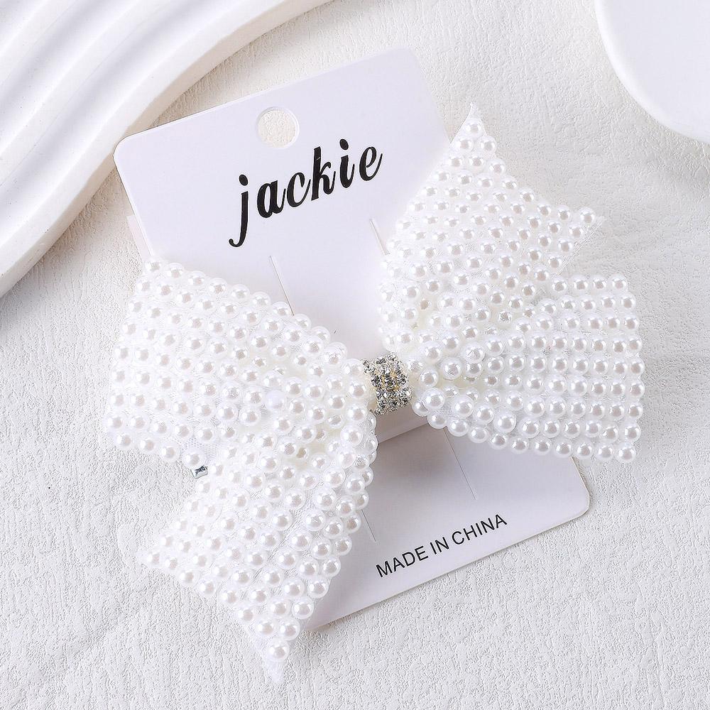 Trendy White Pearls Bow Hair Clips Sweet Beads Rhinestone Hairpin Bownot Barrette For Girl Children Korean Headdress Accessories
Trendy White Pearls Bow Hair Clips Sweet Beads Rhinestone Hairpin Bownot Barrette For Girl Children Korean Headdress Accessories