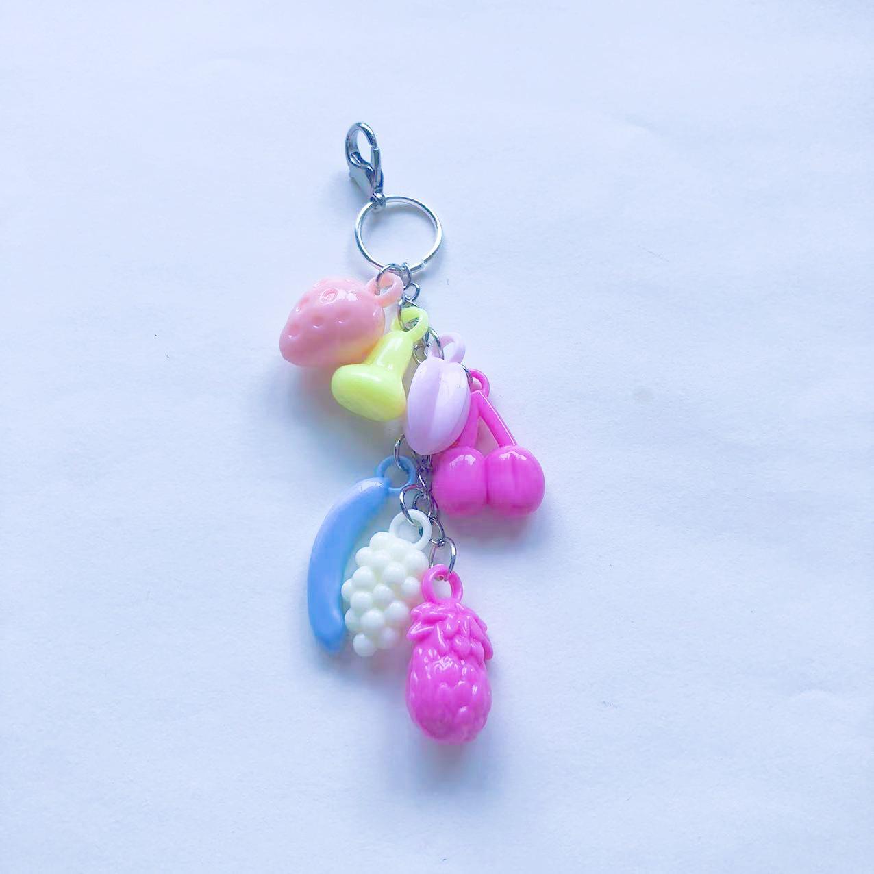 Candy-Colored Fruit Charm Accessories: DIY Imitation Grape & Cherry Pendant for Bags
Candy-Colored Fruit Charm Accessories: DIY Imitation Grape & Cherry Pendant for Bags