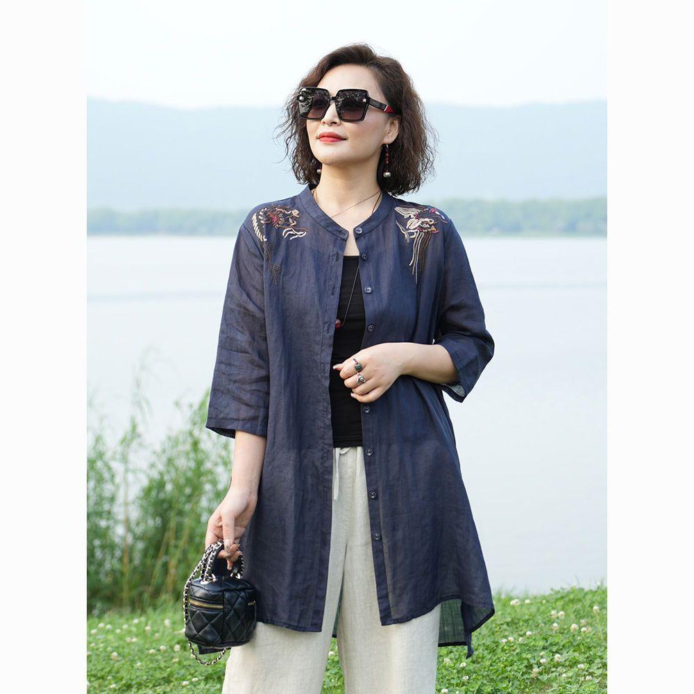 Women s Spring/Summer Retro Embroidered Cotton-Linen Shirt: Stand-Up Collar, Mid-Length, Elegant Mom-Style Casual Jacket 3XL темно-синього кольору
Women s Spring/Summer Retro Embroidered Cotton-Linen Shirt: Stand-Up Collar, Mid-Length, Elegant Mom-Style Casual Jacket 3XL темно-синього кольору