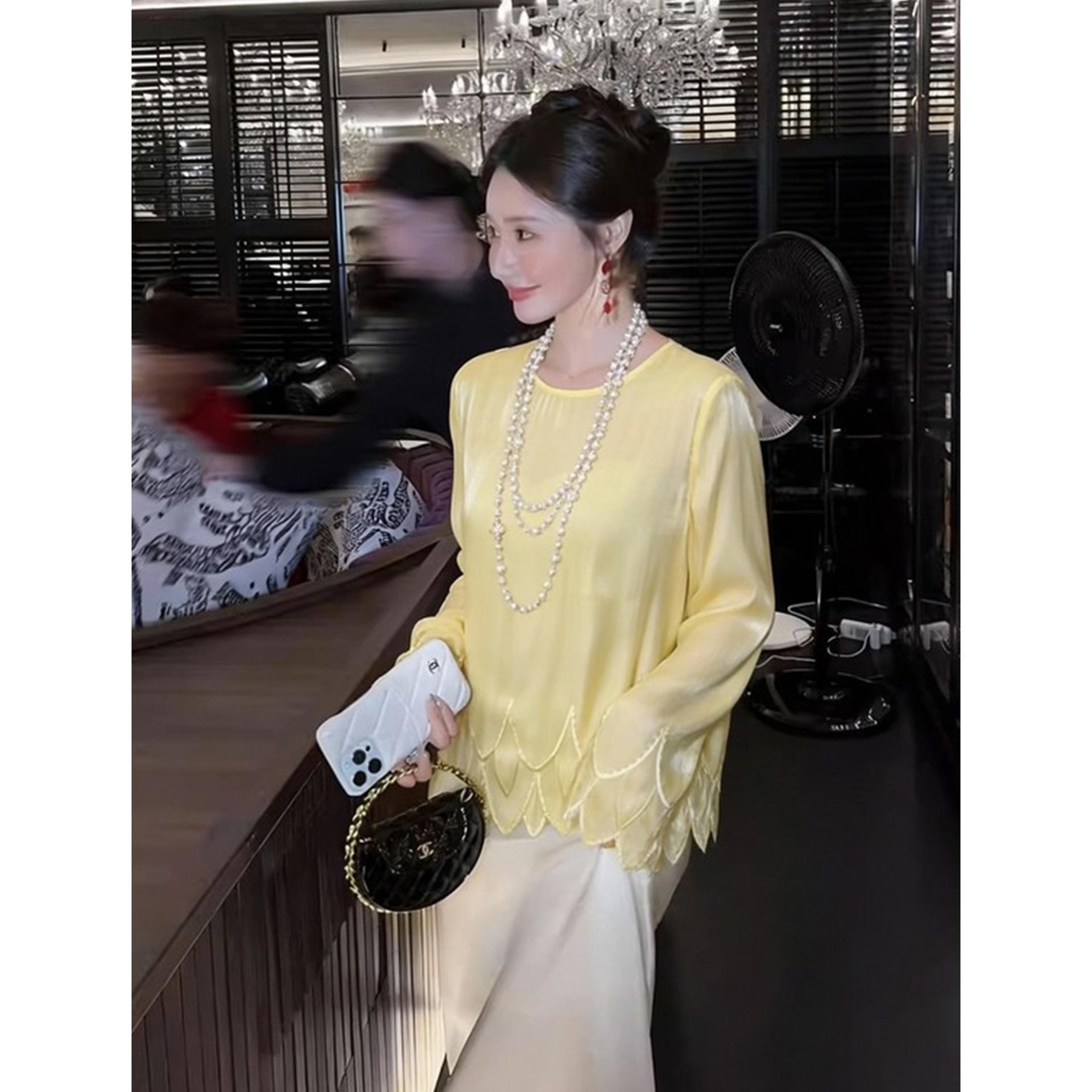 Rong Tai Women s Mulberry Silk Acetate Petal Hem Long Sleeve Shirt - Early Spring 2026 M жовтий
Rong Tai Women s Mulberry Silk Acetate Petal Hem Long Sleeve Shirt - Early Spring 2026 M жовтий