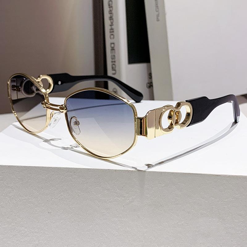 Luxury Fashion Brand Designer Sunglasses Women Men 2026 Vintage Steampunk Cat Eye Shades Glasses Outdoor Travel Party Sunglasses
Luxury Fashion Brand Designer Sunglasses Women Men 2026 Vintage Steampunk Cat Eye Shades Glasses Outdoor Travel Party Sunglasses