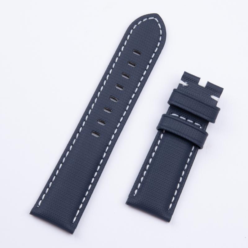Top Quality Carbon Fiber Textured Leather Watchband 22mm 24mm Black Soft Men s Wristband For Panerai Strap For PAM111 441 Belt 24mm&Without Buckle
Top Quality Carbon Fiber Textured Leather Watchband 22mm 24mm Black Soft Men s Wristband For Panerai Strap For PAM111 441 Belt 24mm&Without Buckle