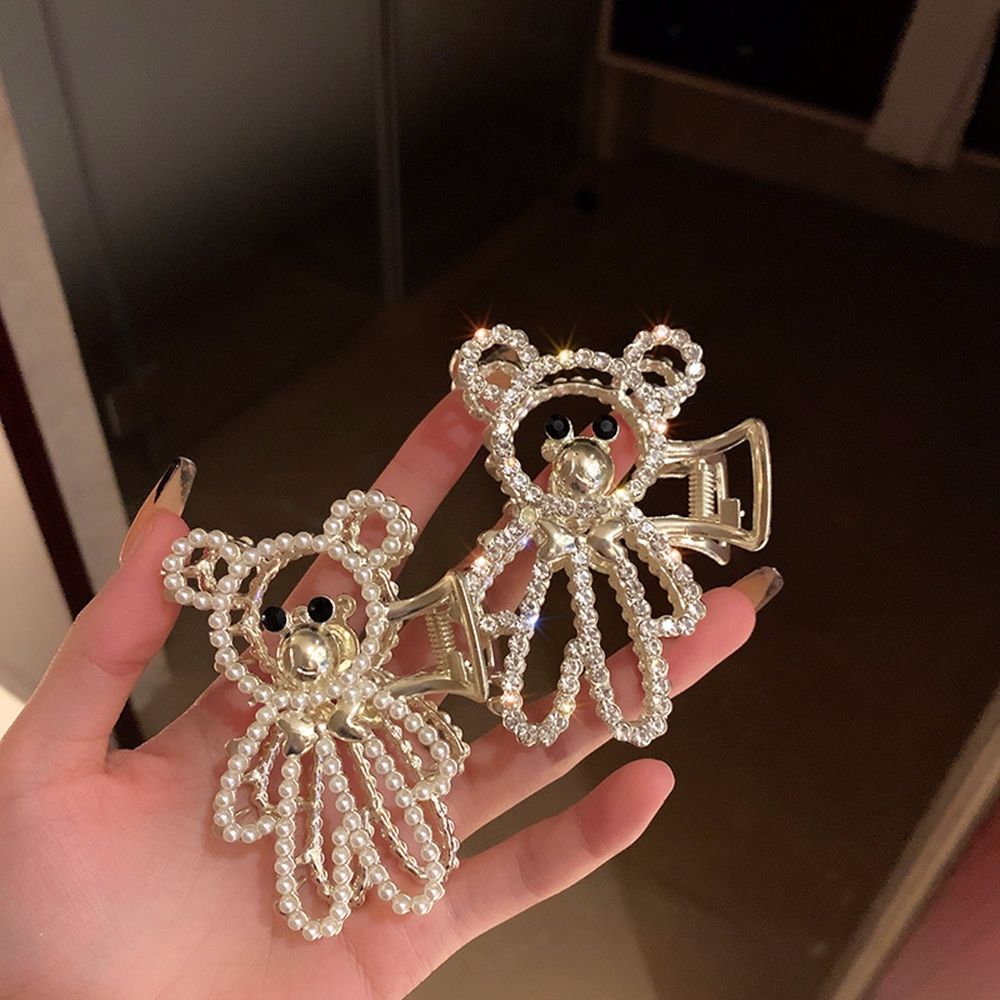Hollow Female Zinc Zinc Alloy Pearl Metal Grasping Clip Korean Style Headwear Bear Hair Claw Girl Hair Clip B pearl
Hollow Female Zinc Zinc Alloy Pearl Metal Grasping Clip Korean Style Headwear Bear Hair Claw Girl Hair Clip B pearl