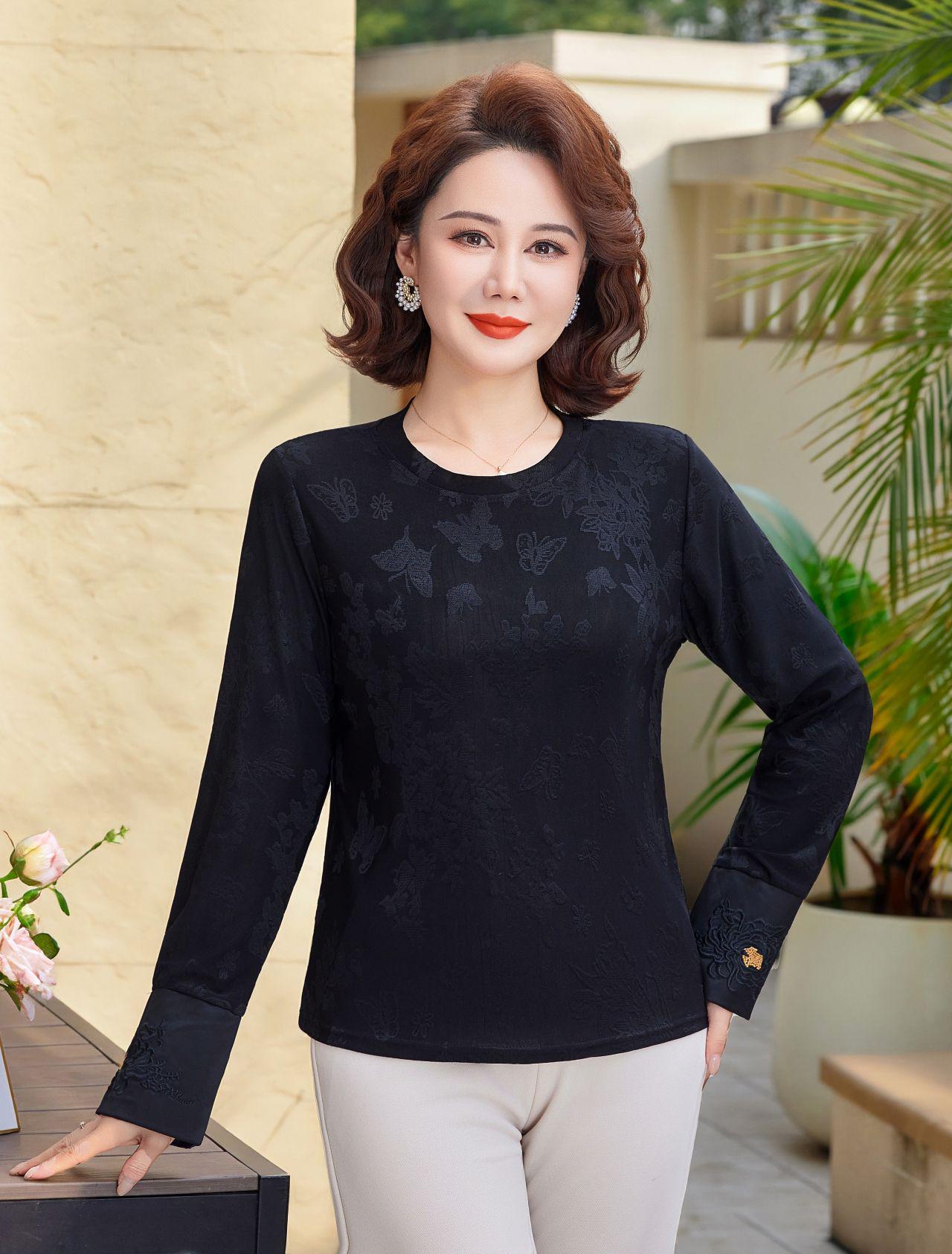 Retro Chinese Style Long Sleeve Women s T-Shirt with Embroidered Lace Cuffs - Spring & Autumn Collection 3XL чорний
Retro Chinese Style Long Sleeve Women s T-Shirt with Embroidered Lace Cuffs - Spring & Autumn Collection 3XL чорний