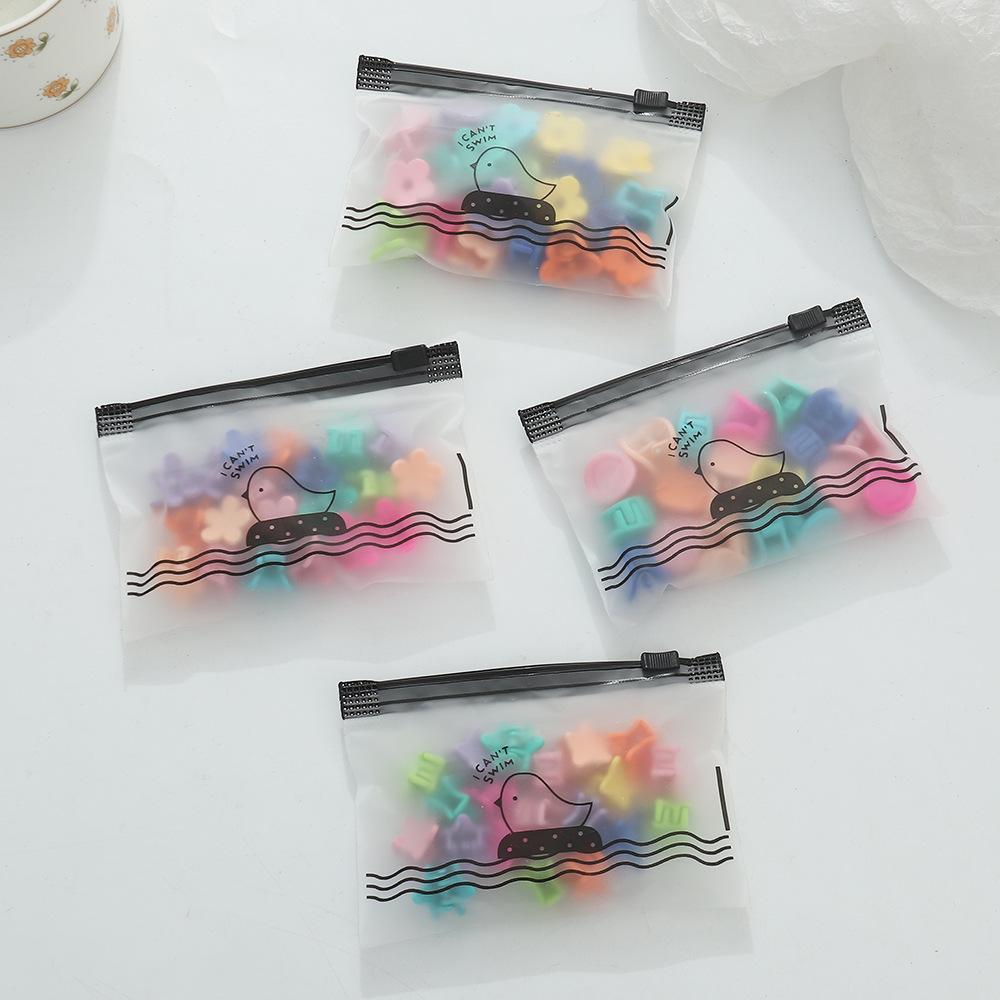 JMXD- Colorful Pentagram Flower Small Grab Clip Combination, 20 Random Styles, Fashionable and Versatile Hair Accessories Selection
JMXD- Colorful Pentagram Flower Small Grab Clip Combination, 20 Random Styles, Fashionable and Versatile Hair Accessories Selection
