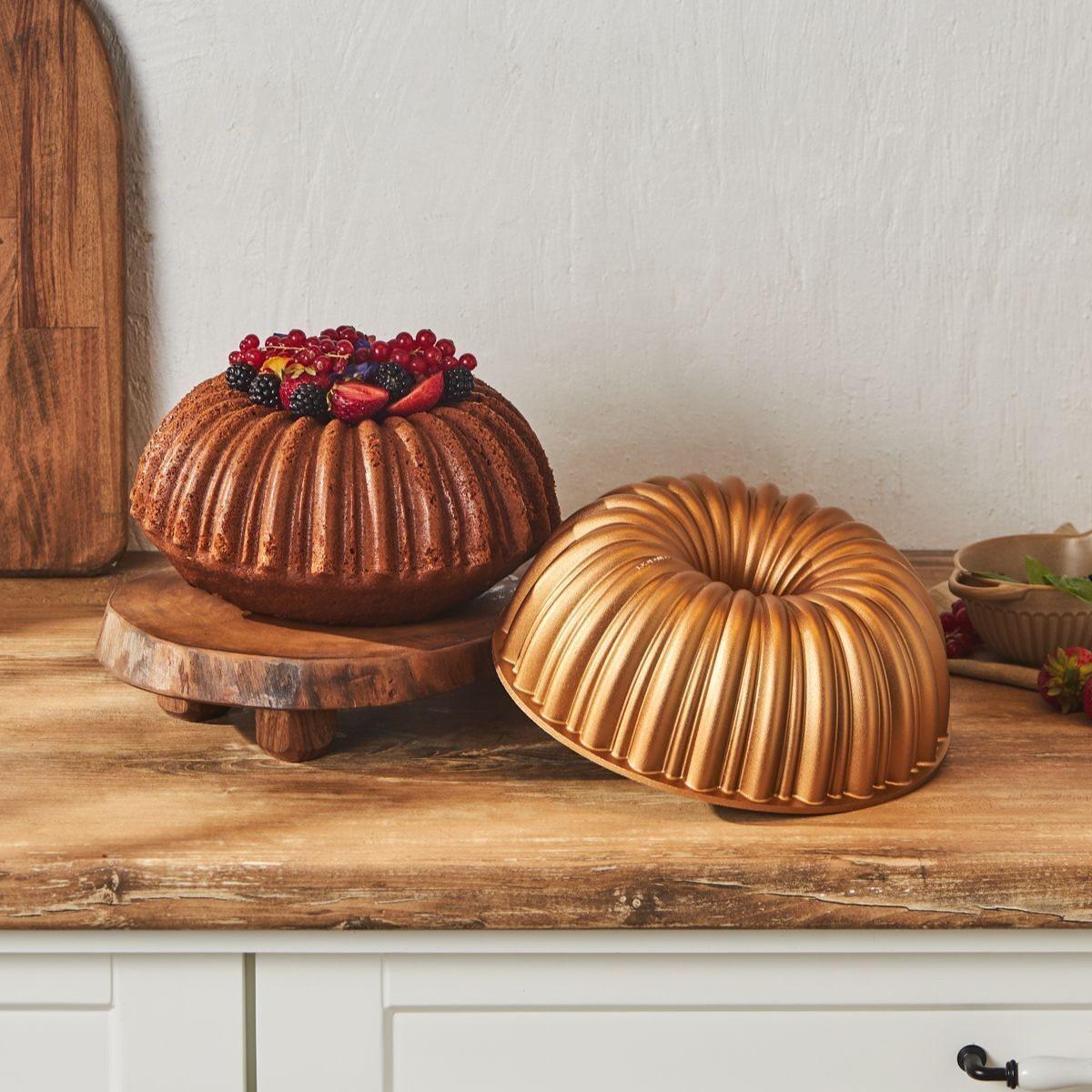 Gold Casting Cake Mold Home Kitchen Standart жовтий
Gold Casting Cake Mold Home Kitchen Standart жовтий