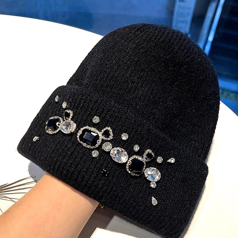 Женские толстые шапки для женщин осень-зима сплав алмазный мех вязаная шапка M(56-58cm)
Женские толстые шапки для женщин осень-зима сплав алмазный мех вязаная шапка M(56-58cm)