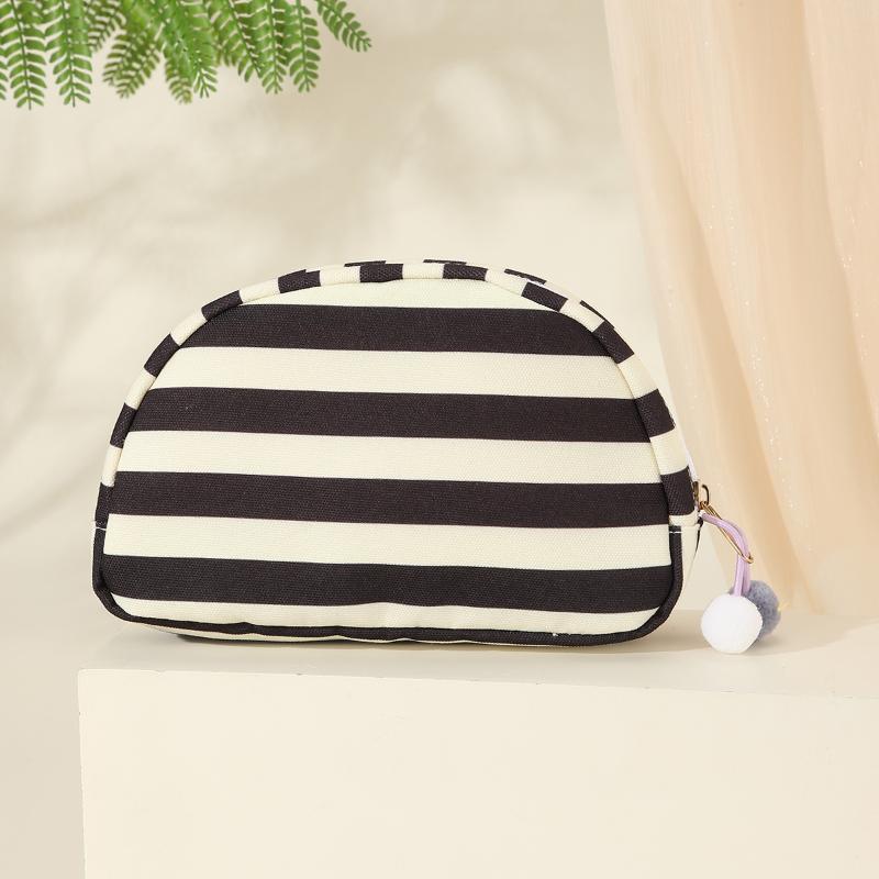 Shell Storage Bag 1Pcs Multipurpose Cosmetic Makeup Organizer Handheld Travel Wash Bag Cute Toiletry Pouch for Outdoor Travel
Shell Storage Bag 1Pcs Multipurpose Cosmetic Makeup Organizer Handheld Travel Wash Bag Cute Toiletry Pouch for Outdoor Travel