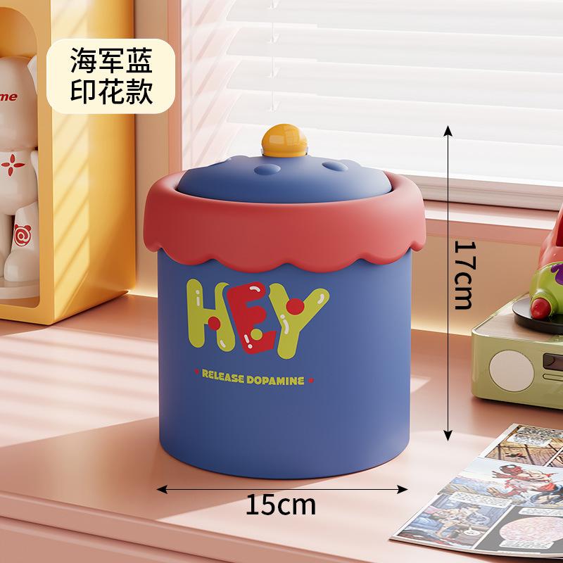 Desktop Trash Can with High appearance Value and Lid, Suitable for Home,bedroom, Cute, Mini,office, Tabletop, Small Paper Basket темно-синього кольору
Desktop Trash Can with High appearance Value and Lid, Suitable for Home,bedroom, Cute, Mini,office, Tabletop, Small Paper Basket темно-синього кольору