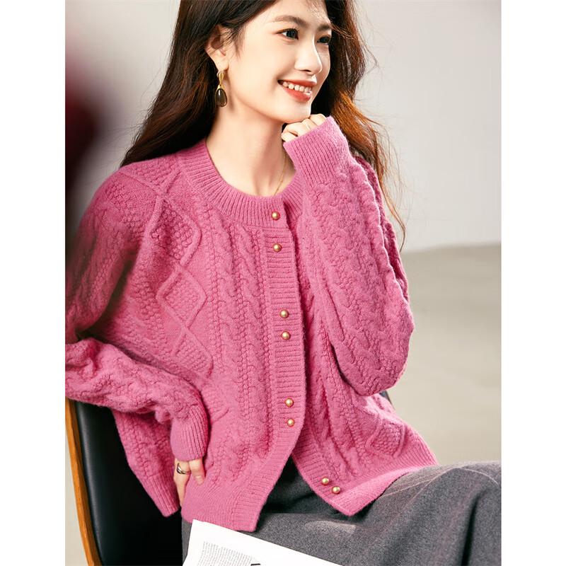 Women s Elegant Cable Knit Cardigan Sweater One Size
Women s Elegant Cable Knit Cardigan Sweater One Size