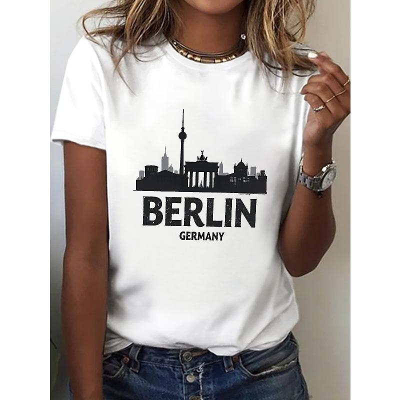 A Casual Short-Sleeve Crew Neck T-Shirt Featuring an Illustration of The Berlin Skyline, Perfect for Spring And Summer, Designed for Women S белый
A Casual Short-Sleeve Crew Neck T-Shirt Featuring an Illustration of The Berlin Skyline, Perfect for Spring And Summer, Designed for Women S белый