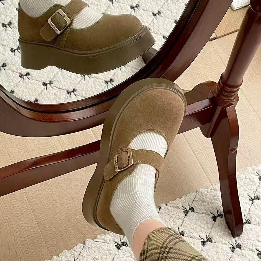 2025 spring new women s single shoes women s shoes middle heel dopamine round head shoes muffin bottom popular small leather shoes 40
2025 spring new women s single shoes women s shoes middle heel dopamine round head shoes muffin bottom popular small leather shoes 40