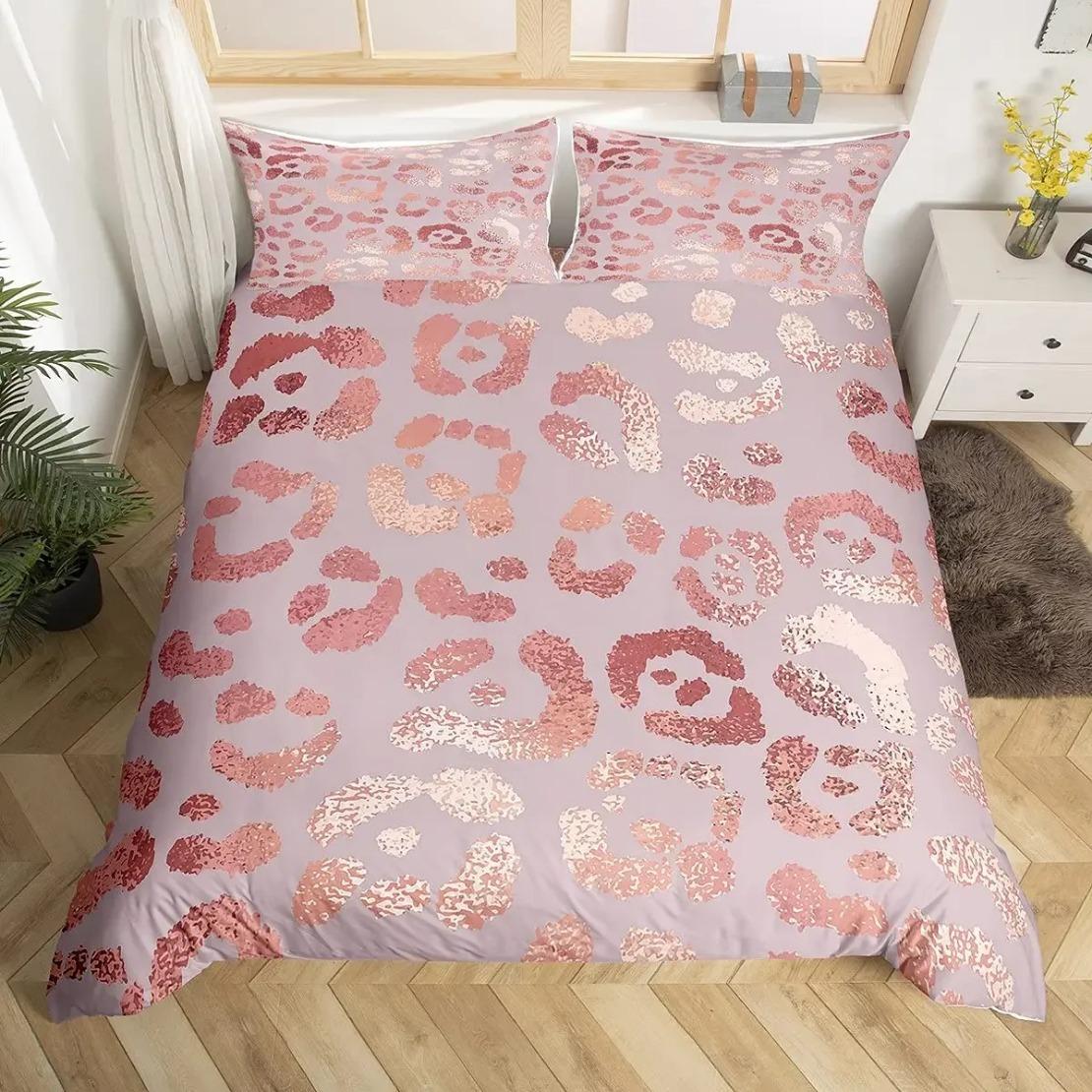 Animal Skin Leopard Duvet Cover Pink Leopard Print Bedding Set Pillowcase for Girly Teens Women Bedroom Decor EU Single(135*200cm)3pcs
Animal Skin Leopard Duvet Cover Pink Leopard Print Bedding Set Pillowcase for Girly Teens Women Bedroom Decor EU Single(135*200cm)3pcs