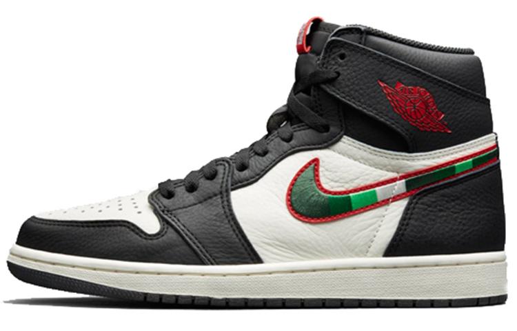 Air Jordan 1 Retro High Og A Star Is Born 555088-015 45.5
Air Jordan 1 Retro High Og A Star Is Born 555088-015 45.5