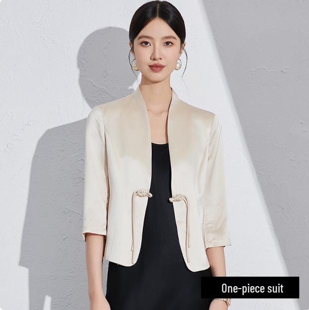 Весенне-летний атласный блейзер в китайском стиле с рукавами семь восьмых: Богиня Шик L
Весенне-летний атласный блейзер в китайском стиле с рукавами семь восьмых: Богиня Шик L