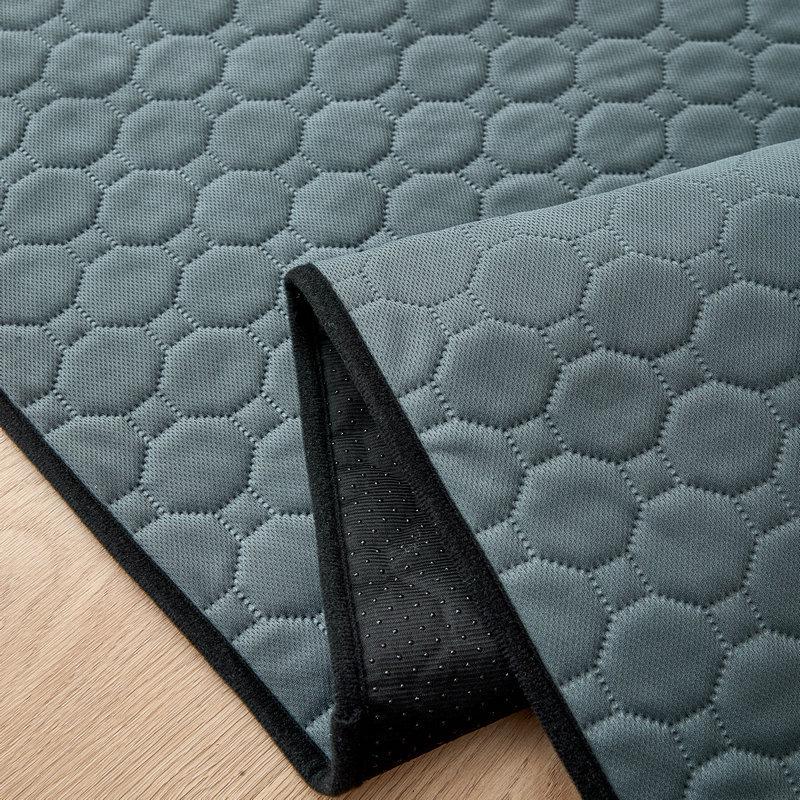 Многоразовая моющаяся водонепроницаемая впитывающая пеленка из ТПУ для приучения питомцев - Ультразвуковое тиснение для собак и кошек, всесезонное использование 50x30 cm
Многоразовая моющаяся водонепроницаемая впитывающая пеленка из ТПУ для приучения питомцев - Ультразвуковое тиснение для собак и кошек, всесезонное использование 50x30 cm