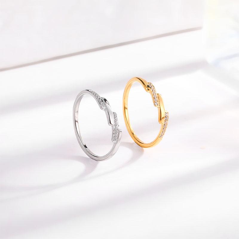 Elegant Diagonal Row Zircon Titanium Steel Ring for Women – Stylish, Versatile Couple s Accessory US Size 7
Elegant Diagonal Row Zircon Titanium Steel Ring for Women – Stylish, Versatile Couple s Accessory US Size 7