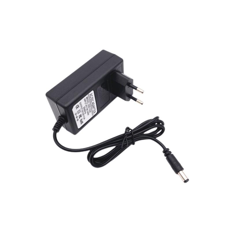 21V 2A Lithium Battery Charger Electric Screwdriver 18V 5Series 18650 Lithium Battery Wall Charger DC 5.5 * 2.5 MM US
21V 2A Lithium Battery Charger Electric Screwdriver 18V 5Series 18650 Lithium Battery Wall Charger DC 5.5 * 2.5 MM US