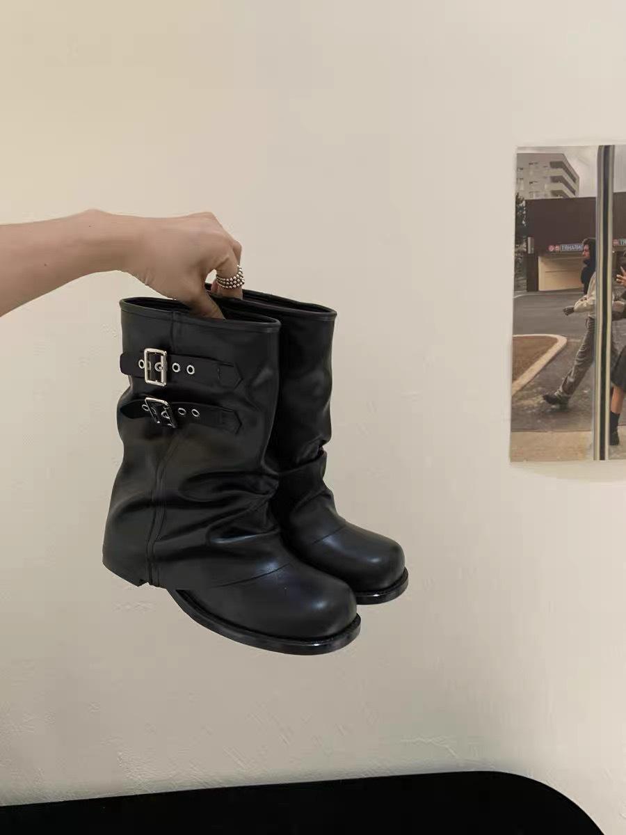 Плиссированные многослойные брюки-трубы женские весна 2025 новые толстый каблук черные короткие ботинки с юбкой ботинки-локомотивы Мартин 40 чёрный
Плиссированные многослойные брюки-трубы женские весна 2025 новые толстый каблук черные короткие ботинки с юбкой ботинки-локомотивы Мартин 40 чёрный