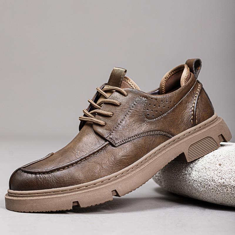 Casual leather shoes men s 2025 spring trend Korean version of British style tooling board shoes versatile low-top retro men s single shoes 38
Casual leather shoes men s 2025 spring trend Korean version of British style tooling board shoes versatile low-top retro men s single shoes 38