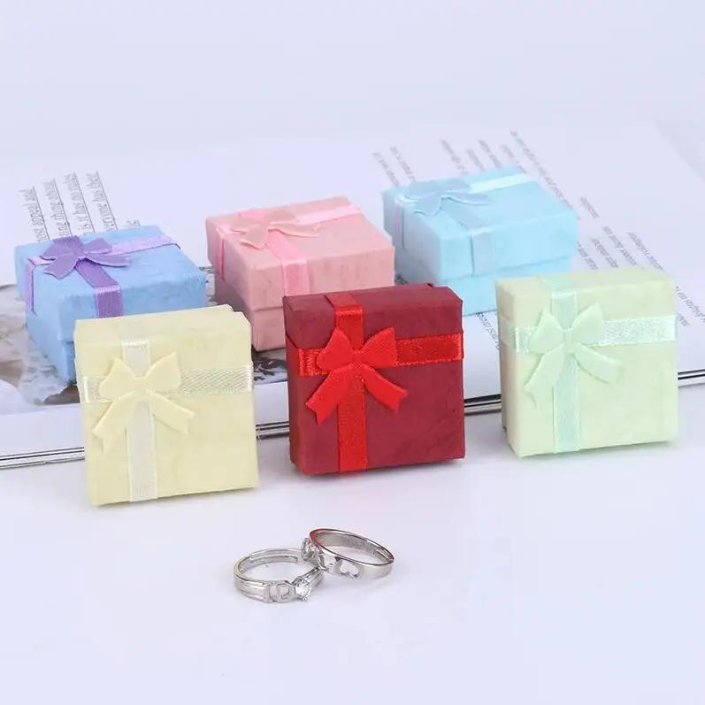 12pcs Paper Box Jewelry Packaging Box Multi-color Earrings Ring Box Jewelry Gift Holder 4*4*3CM Wholesale jewelry packaging NONE 12pcs
12pcs Paper Box Jewelry Packaging Box Multi-color Earrings Ring Box Jewelry Gift Holder 4*4*3CM Wholesale jewelry packaging NONE 12pcs