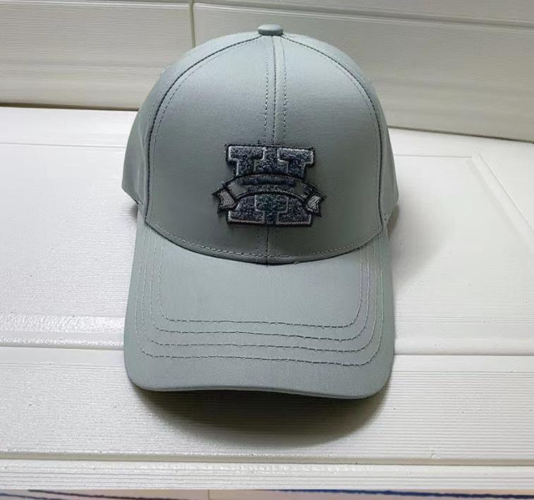 Multifunctional men s and women s hats, breathable hats
Multifunctional men s and women s hats, breathable hats