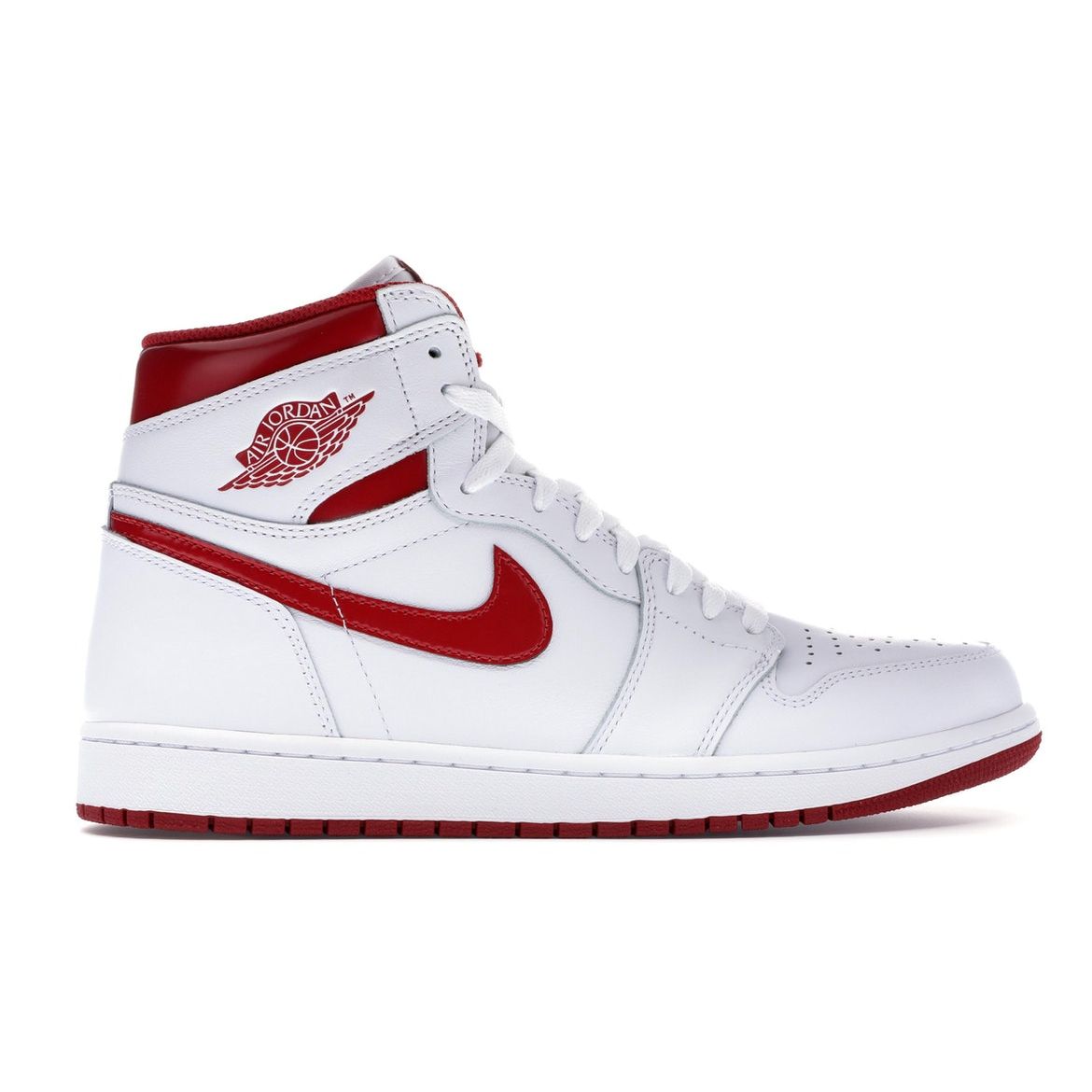 Мужские кроссовки Air Jordan 1 Retro High OG Metallic Red White Varsity-Red 555088-103
Мужские кроссовки Air Jordan 1 Retro High OG Metallic Red White Varsity-Red 555088-103