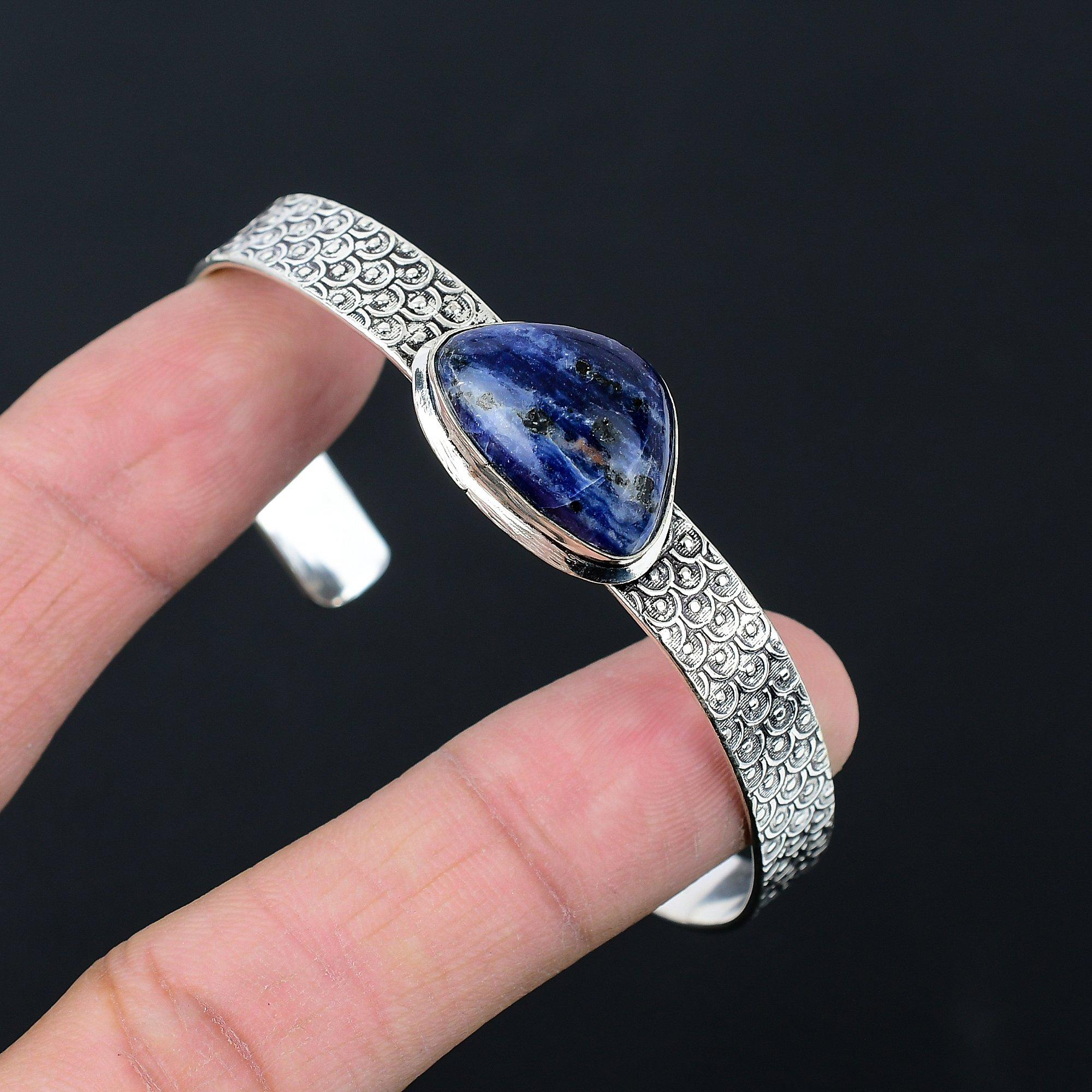 Third Eye Chakra Natural Sodalite 925 Silver Handmade Art Deco Unique New Bangle Adjustable
Third Eye Chakra Natural Sodalite 925 Silver Handmade Art Deco Unique New Bangle Adjustable