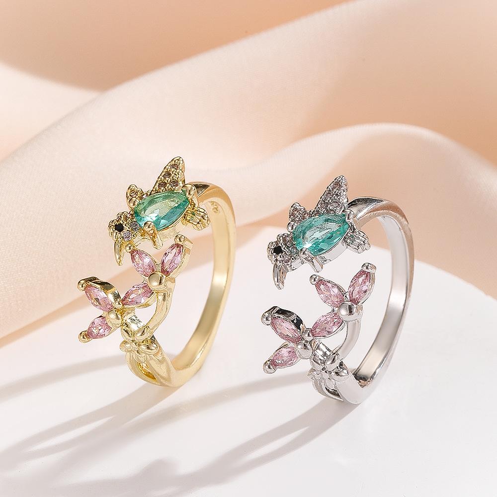 European and American popular bird ring, female personality, fashion, pink, emerald colored rings Opening Adjustable белый
European and American popular bird ring, female personality, fashion, pink, emerald colored rings Opening Adjustable белый