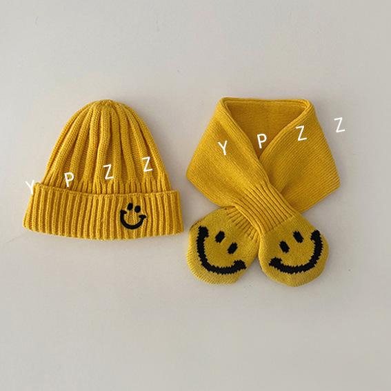 2024 Autumn/Winter Children s Smiley Face Knitted Hat & Scarf Set - Korean Fashion
2024 Autumn/Winter Children s Smiley Face Knitted Hat & Scarf Set - Korean Fashion