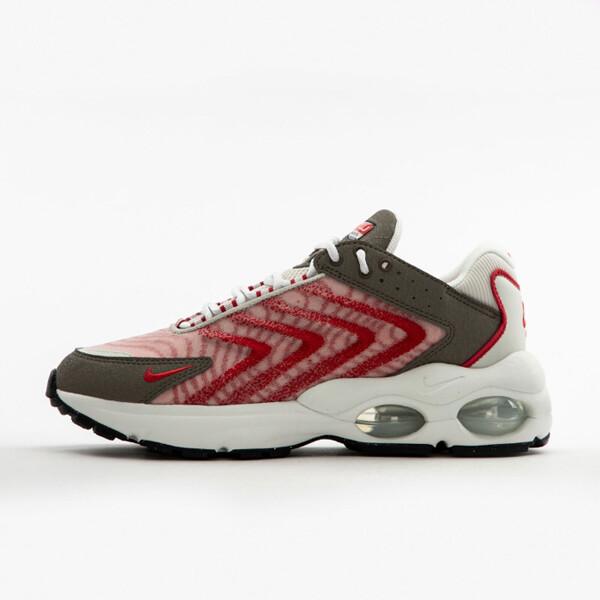 Кроссовки для тренировок Nike NIKE Air Max TW Кроссовки для бега ILDQ3984
Кроссовки для тренировок Nike NIKE Air Max TW Кроссовки для бега ILDQ3984